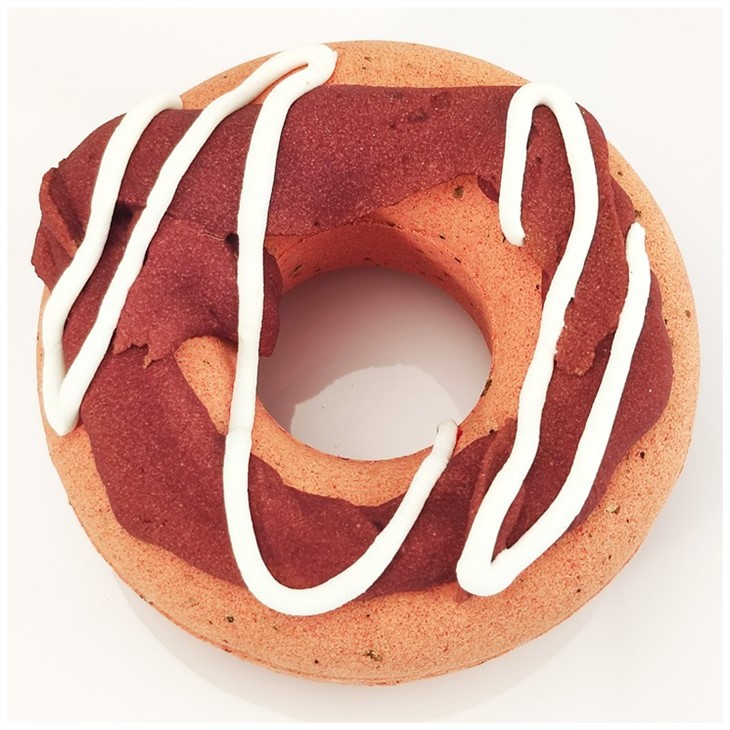 coffee doughnut bath bomb 1